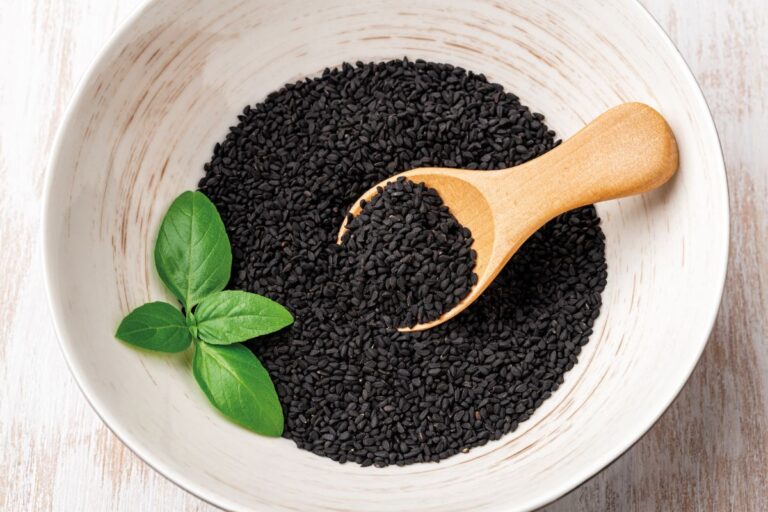 What Happens if We Eat Kalonji (Nigella Seeds) Daily